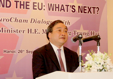 รองนายกรัฐมนตรีHoàng Trung Hảiพบปะกับนักธุรกิจยุโรปในเวียดนาม